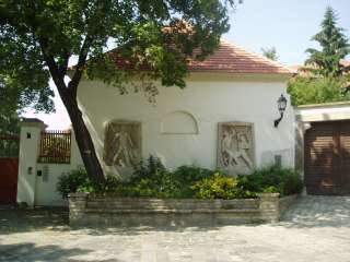 Győr, Káptalandomb. Dombormű 1.kép.jpg Győr, Káptalandomb. Dombormű 1.kép.jpg